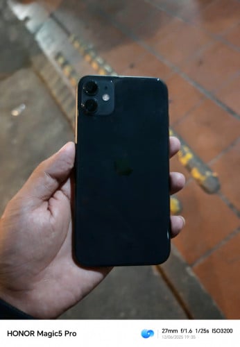 Iphone 11សុំណុំស៊ីនណែន