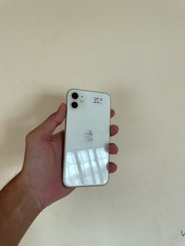 Iphone 11 64g ម៉ាស៊ីនហ្សុីន អេក្រង់gx