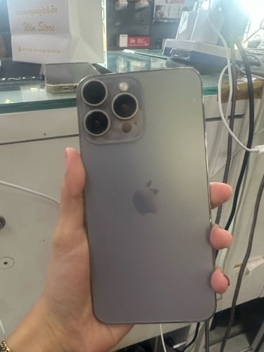iPhone  11promax  ឡើង 15promax   64g    199$