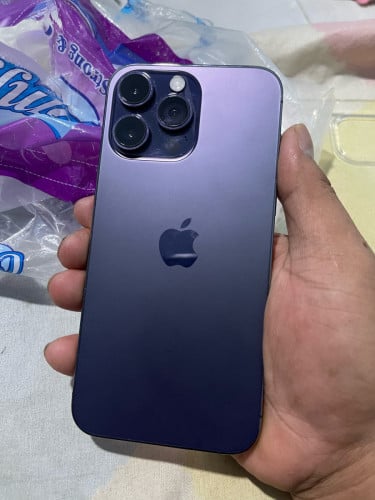 iPhone 14 Pro Max ប្រវិត្តធ្លាប់ដូរអេក្រង់តែដាក់សុីនអុចតិចលក់វៃដូរបាន