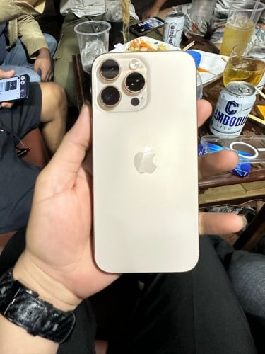 iPhone 16 pm 256g Za 🔋90%សុំណែនស្ទេីតួរតិចៗបាន97%ដូចរូបបងៗអេក្រង97%ស្ទេីតិច750$.ចចារ #ភ្នុំពេញលឿនៗ