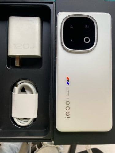 IQOO 13 16+16RAM 512GB china version