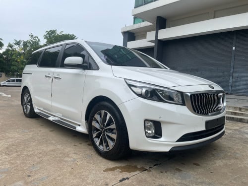 Kia carnival H full ឆ្នាំ2015 សកាំម៉ៃ​ ខ្លាញ់គោ​ ថ្មីលំដាប់vip ក្រដាសពន្ធ​ ស្រុីន១ជុំ