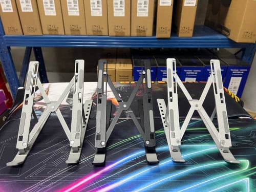 Laptop Satand ឥវ៉ានមាននៅក្នុងស្តុកគ្រប់មុខ មានធានា1ខែ បងៗអាចដាក់កម្ម៉ងបាន✅