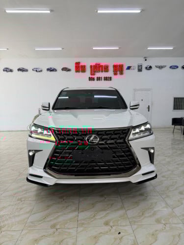 LEXUS LX570 2019 Black Edition KURO ស្លាកលេខ​