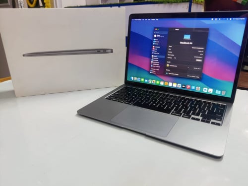 Macbook Air M1 with box