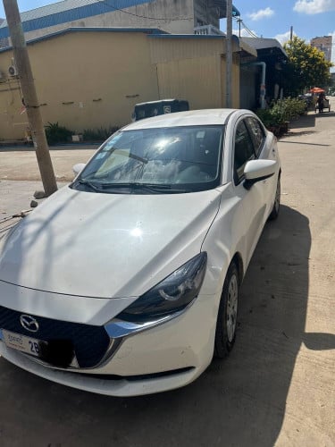 Mazda2