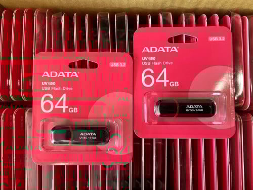 Plash USB Brand ADATA  ឥវ៉ានមាននៅក្នុងស្តុកគ្រប់មុខ មានធានា1ខែ បងៗអាចដាក់កម្ម៉ងបាន✅
