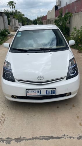 PRIUS 2004 For Rent /出租