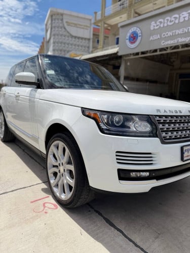 Rang Rover Vogue 2014 Full option ទឹកថ្នាំសុីនមួយជុំ​ ម្ចាស់​ដើម​ទី​មួយ​ សោរពីរ​គ្រាប់