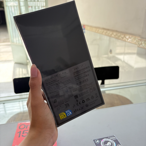 Redmagic 11 Pro ( Global Version )