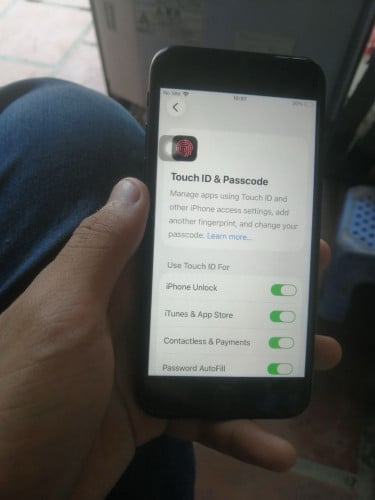 Se3 កម្លាំម៉ានសុីនស្មើរiPhone 13 សុំណំ zinដាក់simអត់ស្គាល់លេងបាន អត់មានការឆ្នូតទេ zin [លក់ក្រោម100$]