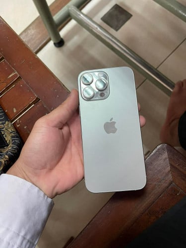 Sell 16pro max 256g Za Sim2 Scan 98%