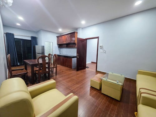 The Spacious two bedroom apartment for rent in Russian Market areas.