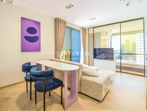 Time Square 5 Condominium