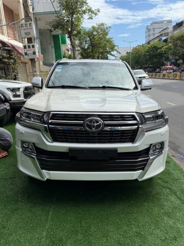 TOYOTA LAND CRUISER 2012 Up 2021 Full option