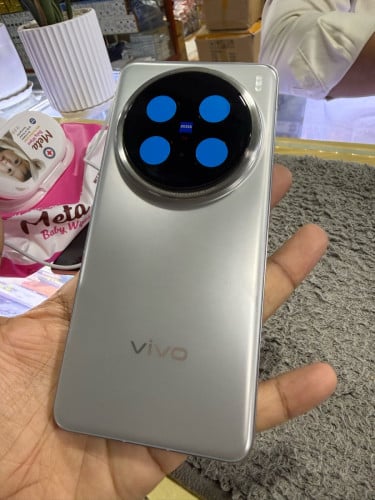 Vivo X200Pro Ram12G Memory256G C/H Sim2 មានប្រអប់ឆ្នាំងសាក