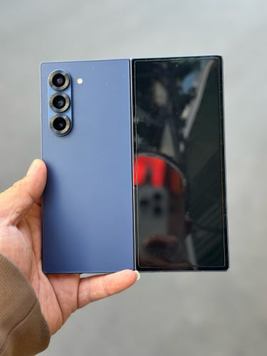 Z Flod 6 USA sim1+esim 512g / 12g សណ្នំសុីន 97%