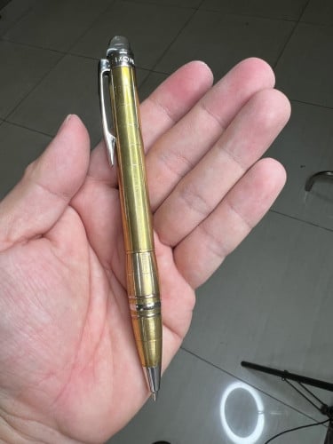 ខ្មៅដៃជជុះ