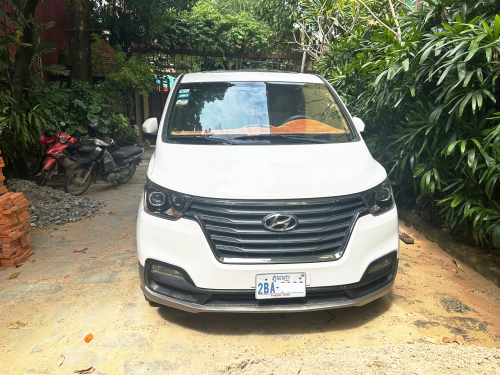 ឡានអ្នកប្រើផ្ទាល់លក់បន្ទាន់