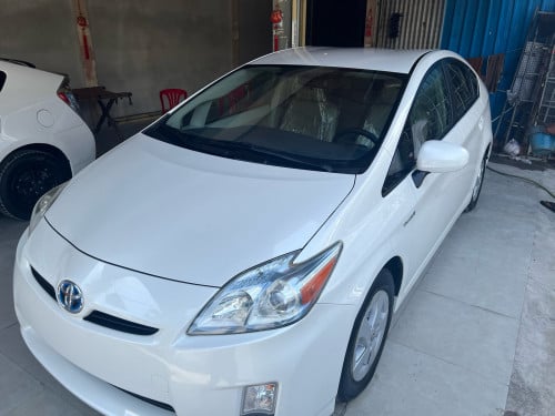 ឡានលក់ 011 ក្នុង ស