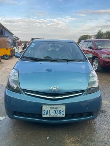 ឡានលក់ ឆ្នាំ06 ពាក់កណ្ដា ឡានស្អាត $9200