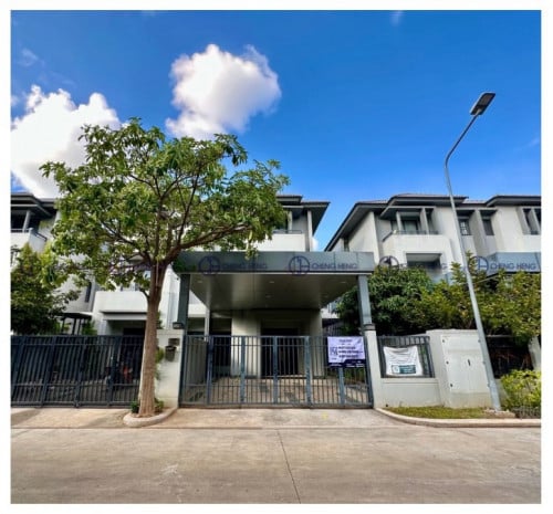 វីឡាភ្លោះលក់បន្ទាន់ នៅជីបម៉ុង(50ម៉ែត្រ) -S331