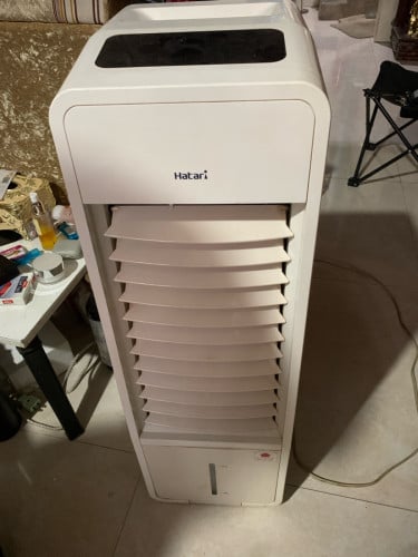 កង្ហារ Hatari នៅស្អាត