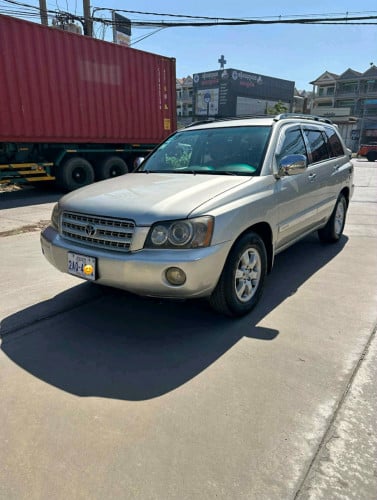 លក់highlander(2002)ប៉ុងមួយ