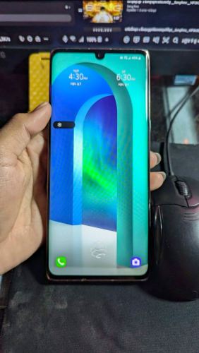 ចង់លក់ទូរសព្ទ LG velvet មួយតម្លៃ50$