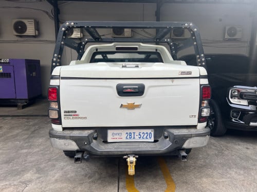 កាងលើទ្រុងក្រោយ ដាក់ត្រូវគ្រប់ឡានpick up