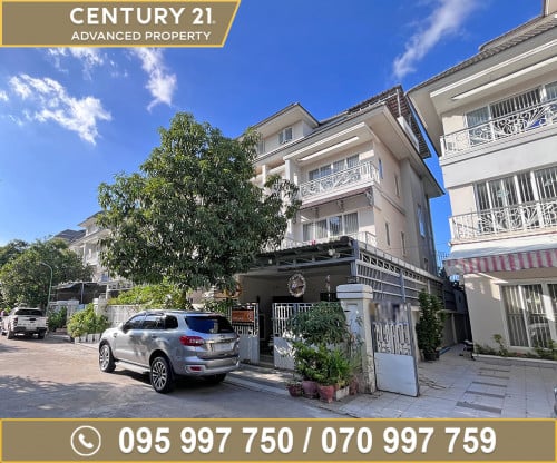 🏘 វីឡាភ្លោះ (Twin) ក្នុងបុរី ភ្នំពេញថ្មីទឹកថ្លា ត្រូវការលក់បន្ទាន់ខ្លាំង