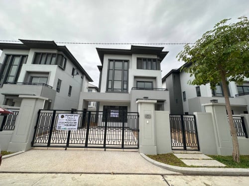 🏠វីឡាឃ្វីAសម្រាប់ (លក់បន្ទាន់) នៅបុរីជីបម៉ុងផាកលែន 6A