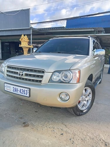 03P2V6 Limited option បើកដំបូល ទឹកមាស ទឹកថ្នាំសុីន70% ឡានមូល 13900$ 078/066/010 593959 ចោមចៅ