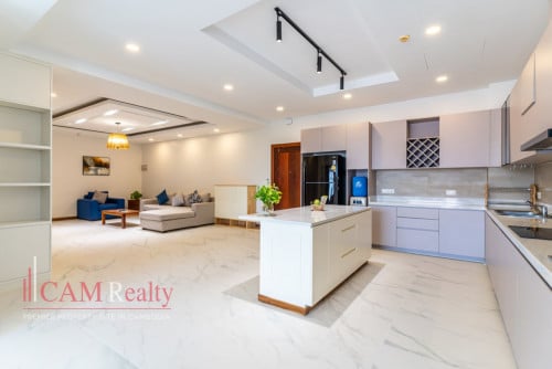 3-bedroom serviced apartment in Tonle Basak