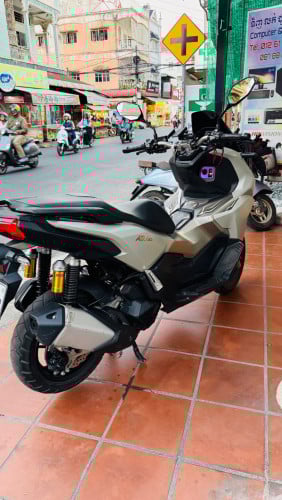 ADV 160 2023 NCX អ្នកប្រើ លក់ 4180$