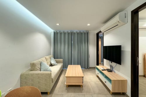 BEST DEAL! 2 Bedrooms Condo for Rent in Urban Village