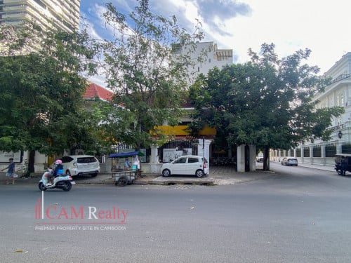 Corner Commercial Villa For Rent in BKK1