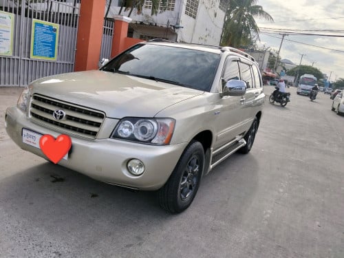 Highlander 02 ប៉ុង2 V6 limited