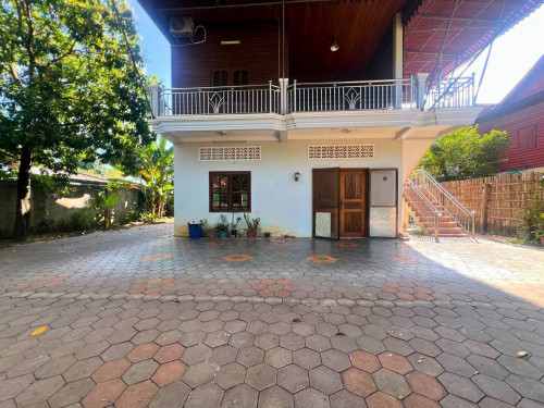 House in Business Located