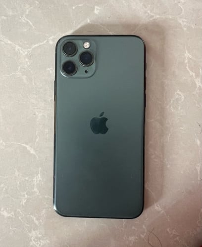 iphone 11pro ទូរសព្ទមួយទឹកសំណុំស៊ីននៅស្អាត80%