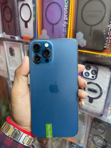 iPhone 12promax LLA សាណុំសុីន freeផ្លុំ 128g តួ97% ថ្មនៅ78%លក់320ចចារ$