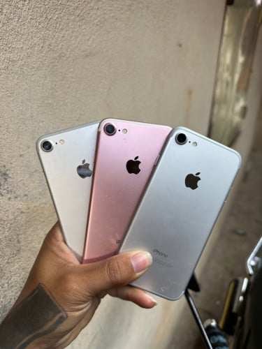 iPhone7 32g មានស្កេនអត់ជាប់សំបកស្អាតលក់1=30$ដាច់