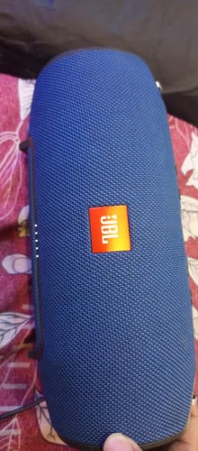 jbl xreme ខូចថ្មអត់ឆ្នាំ​ងនៅស្ដាប់បានធម្មតា55$
