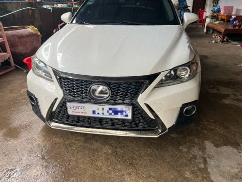 Lexus CT 200h 2012 For Rent /出租
