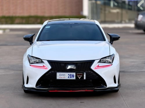LEXUS RC200T 2016 F-Sport🍒
