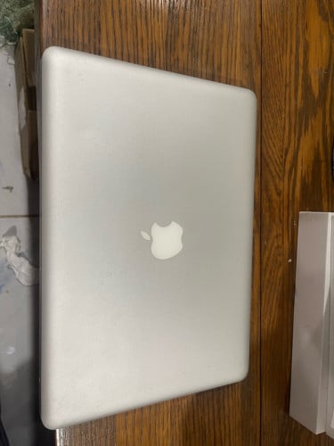 MacBook Pro 2011 sale 115$