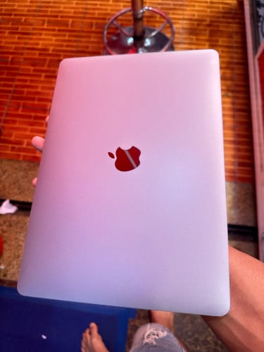 MacBook Pro M1-2020 99%