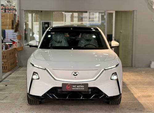 ស្តុកមានស្រាប់ Mazda EZ60 Max R21 range 600km