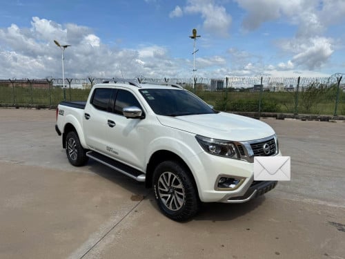 Nissan Navara Full Option 2019 តំលៃចរចាបានទៀត